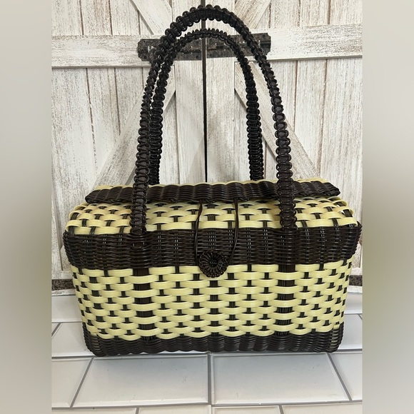 Handbags - Elegant Two-Tone plastic Woven Tote Bag